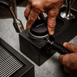 La Pavoni Leveler – Profesionalni distributer kave (crna)
